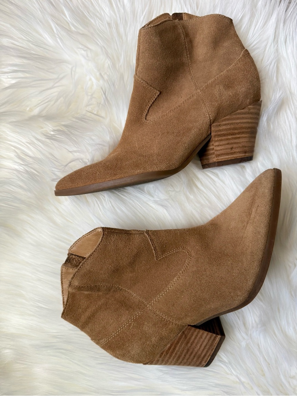 Lucky Brand Tan Suede Western Ankle Boots